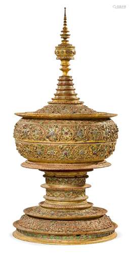 A LARGE OFFERING VESSEL 'HSUN-OK'.Burma, 19th c. Height 128 ...