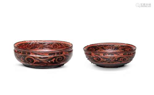 TWO RARE BLACK AND RED PAINTED LACQUER BOWLS Warring States ...