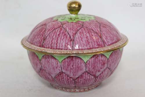 Chinese Glazed Porcelain Cover Box