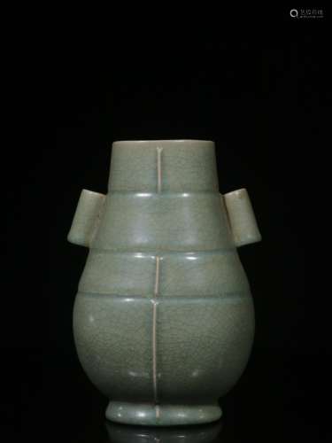 Chinese Ru Porcelain Vase