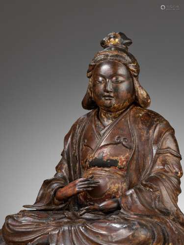 A LACQUERED WOOD FIGURE OF BENTEN