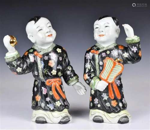 A Pair of Porcelain 'Boys' Figures Republican Peri