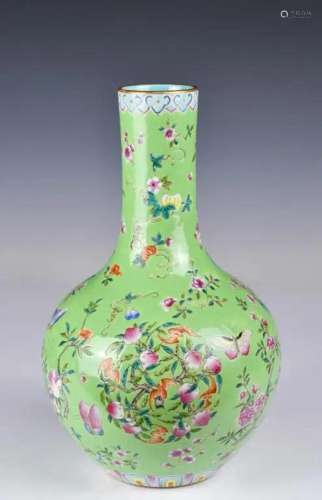 A Chinese Green Ground Vase Daoguang Mk & Period