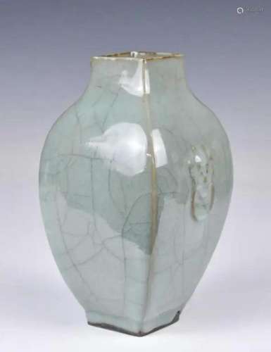 A Song Style Celadon-Glazed Crackled Vase with Box