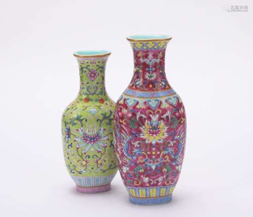 A pair of famille-rose 'floral' vase