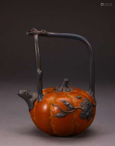 A pumpkin shaped teapot,Jiang rong Mark