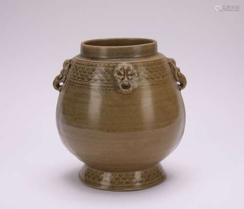 A Yue kiln jar