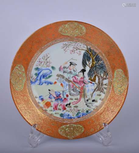 A famille-rose and allite red glazed 'figure' dish painting ...