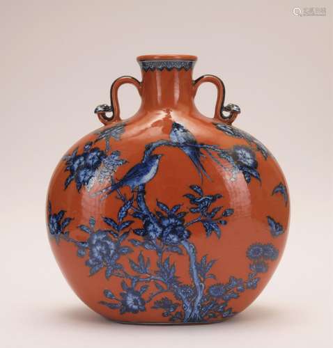 A red-ground blue and white 'floral and birds' moonflask