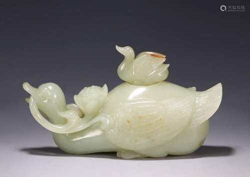 A jade duck shaped washer