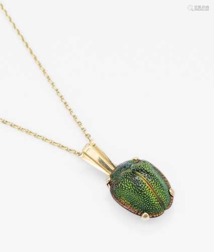 14 kt gold pendant with scarab