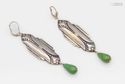 Pair of Art-Deco earrings with jasper