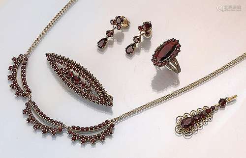 Lot garnet jewellery according to Berlin 1935