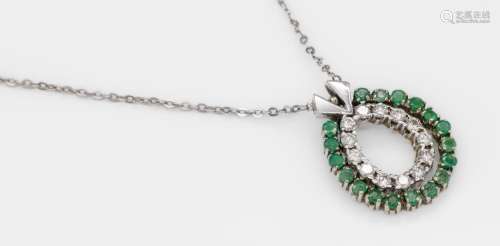 14 kt gold emerald-brilliant-necklace