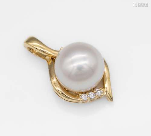 14 kt gold clippendant with cultured south seas pearl and br...