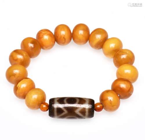 Natural old amber bracelet with dizi bead