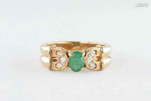 Natural emerald and diamond ring