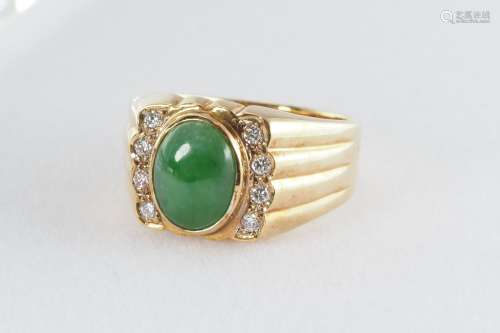 Natural jadeite and diamond ring