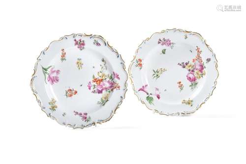 A PAIR OF CHELSEA POLYCHROME PLATES, CIRCA 1760