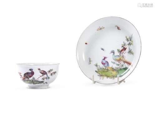 A CHELSEA TEA BOWL AND SAUCER PAINTED WITH EXOTIC BIRDS, CIR...