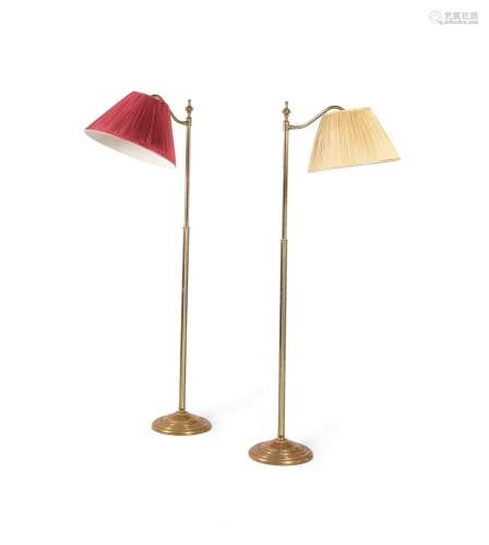 A PAIR OF BRASS READING LIGHTS BY VALSAN, LATE 20TH CENTURY