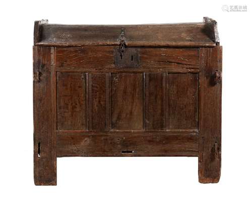 AN OAK CLAMP FRONT ARK OR HUTCH, 17TH CENTURY OR EARLIER