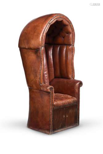 A LEATHER PORTER'S CHAIR, IN 18TH CENTURY STYLE, 20TH CENTUR...