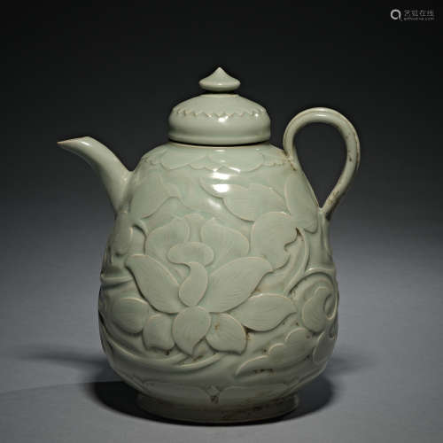 Green porcelain POTS from The Song Dynasty of China