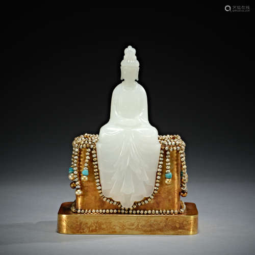 Chinese Qing dynasty gilt hetian jade Buddha