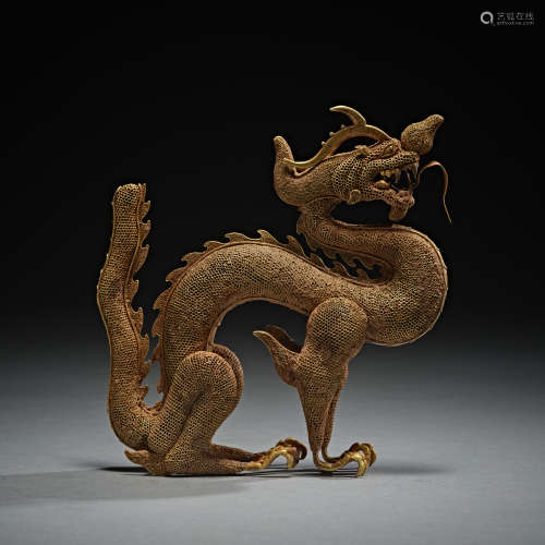 Chinese Tang Dynasty pure gold dragon