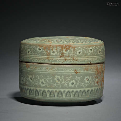 Korea Koryo porcelain box