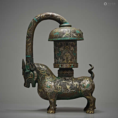 Han Dynasty bronze ox lamp decorated with gold and silver