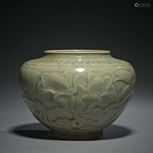 Blue porcelain jars from the Song Dynasty of China