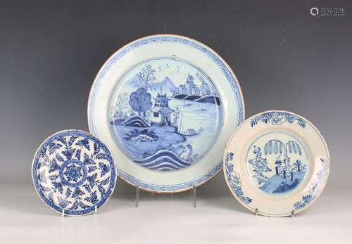 An English Delft charger, mid-18th century, painted in blue ...