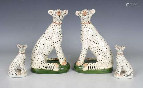 A large pair of Miranda Smith models of cheetahs, late 20th ...