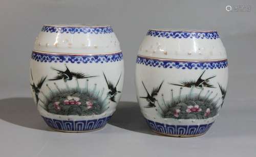 FAMILLE ROSE 'BIRD AND FLOWER' LIDDED JAR, PAIR