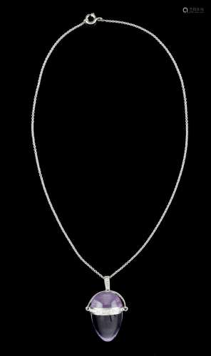 A chain and pendant