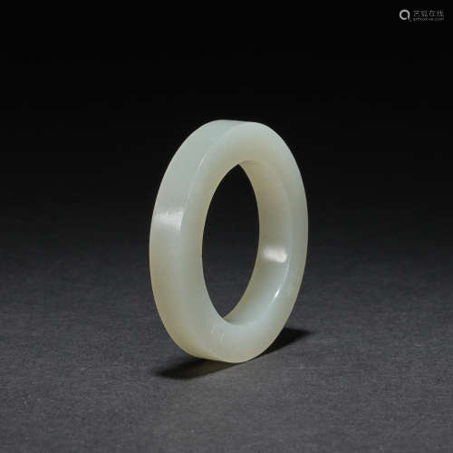 A white jade ring pendant,diameter 5.4cm,Qing dynasty