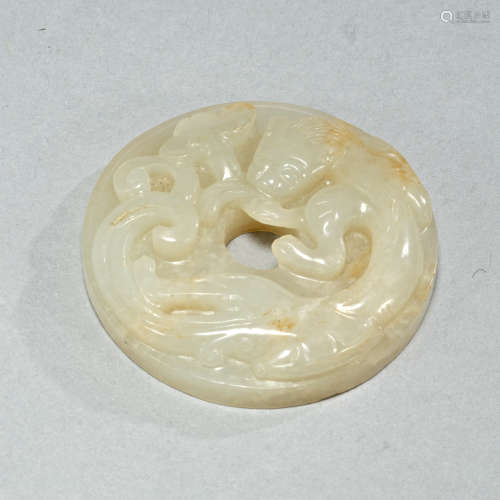 a jade 'chilong and bi disc' pendant, Qing dynasty