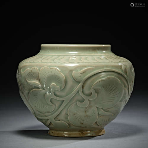 A Yaozhou celadon jar ,Song dynasty