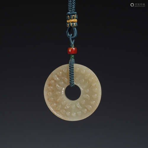 An jade bi pendant, Han dynasty