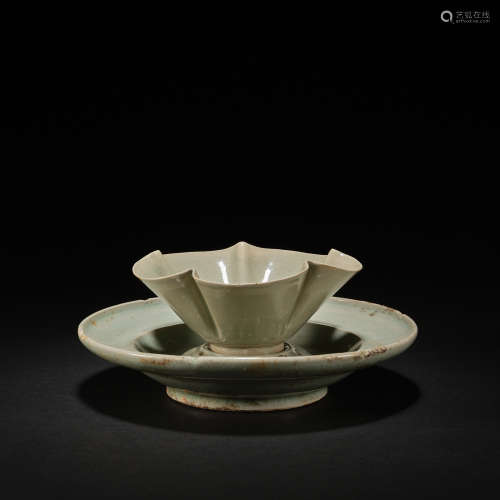 Yaozhou celadon fluted cup and saucer group ,Song dynasty