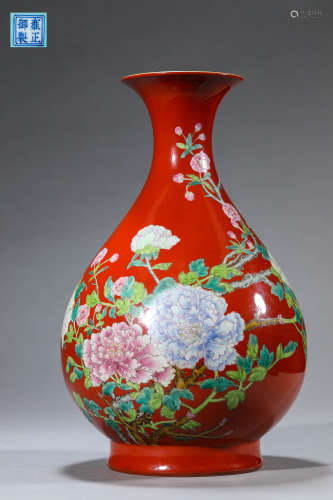 A famille-rose 'floral' vase,Yongzheng,Qing dynasty