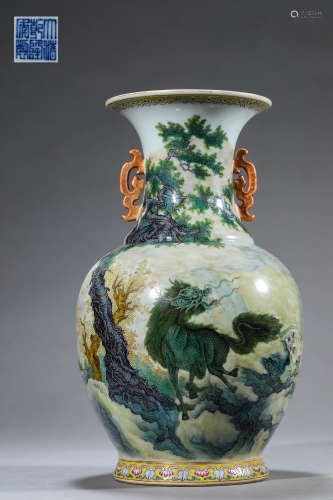A famille-rose 'kylin and poem' vase,Qing dynasty