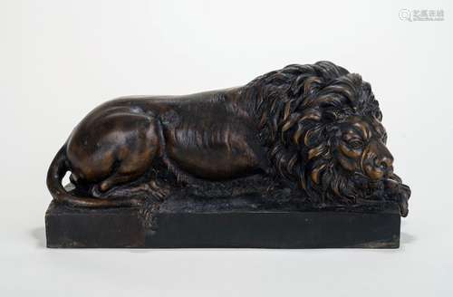 D'après Antonio CANOVA (1757-1822)<br />
Lion  couché<br />
...