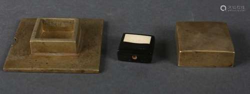 A copper seal box