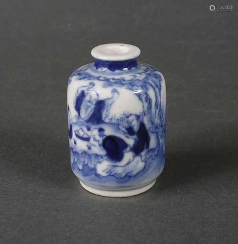 A blue and white underglaze red figure porcelain snuff bottl...