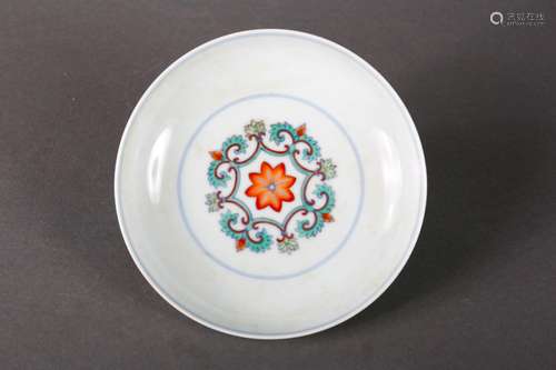 A doucai phoenix porcelain plate