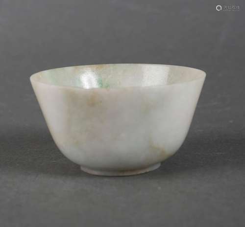 A Qing dynasty jadeite cup