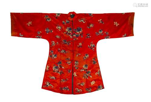 A red flower embroidered lady's overcoat